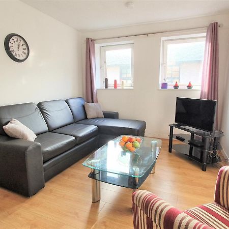 Modern One Bedroom Apt - City Centre & Freeparking Glasgow Eksteriør bilde