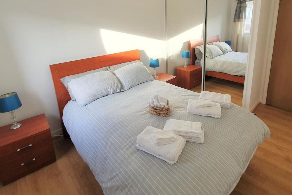Modern One Bedroom Apt - City Centre & Freeparking Glasgow Eksteriør bilde